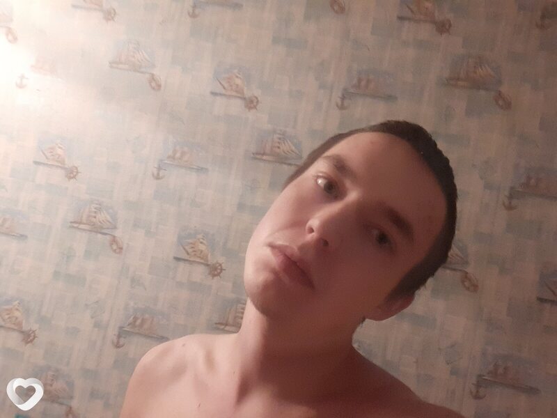 Денис, 22, Москве — анкета №559597