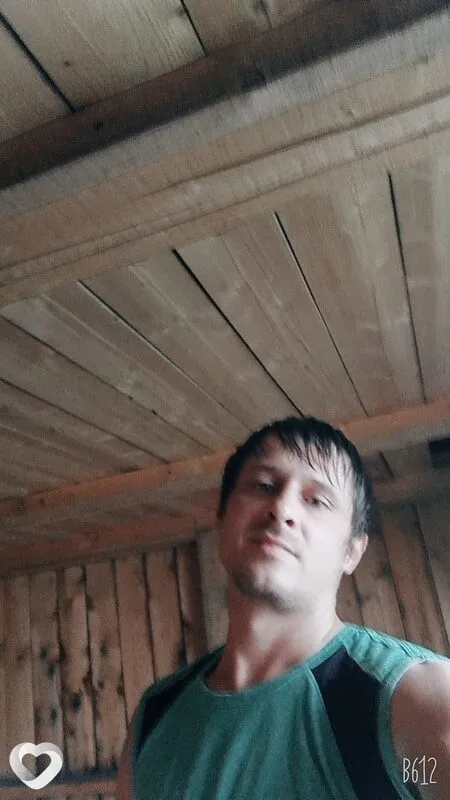 Молот, 38, Белове — анкета №9461