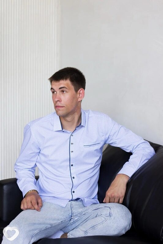 Артём, 27, Омске — анкета №562641