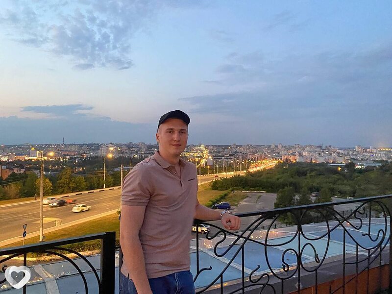 Роман, 23, Курске — анкета №563152