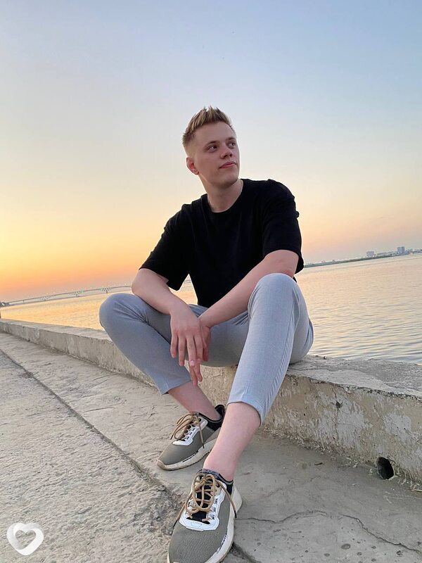 Максим, 27, Москве — анкета №564015