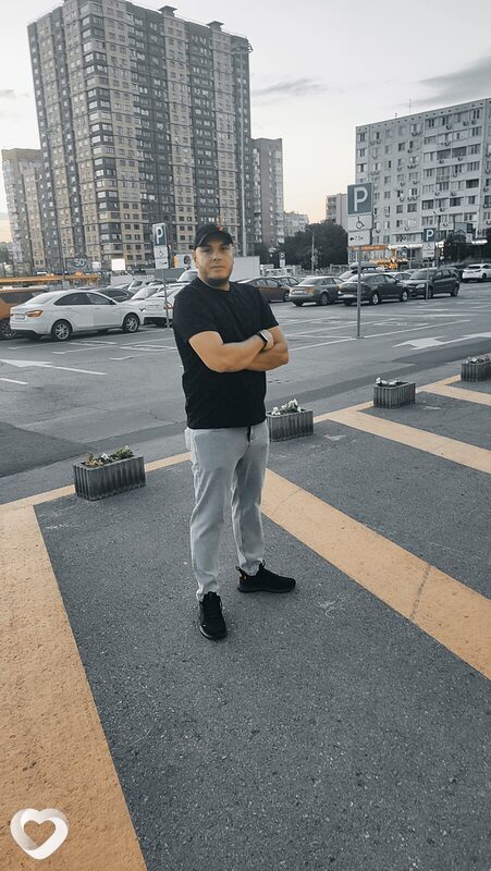 Артем, 33, Ростове-на-Дону — анкета №565590