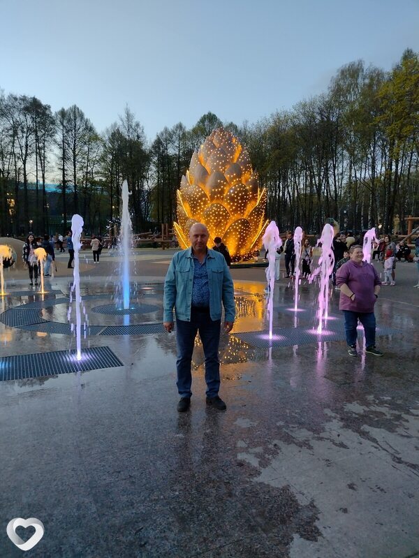 Дмитрий Ушмаев, Горький