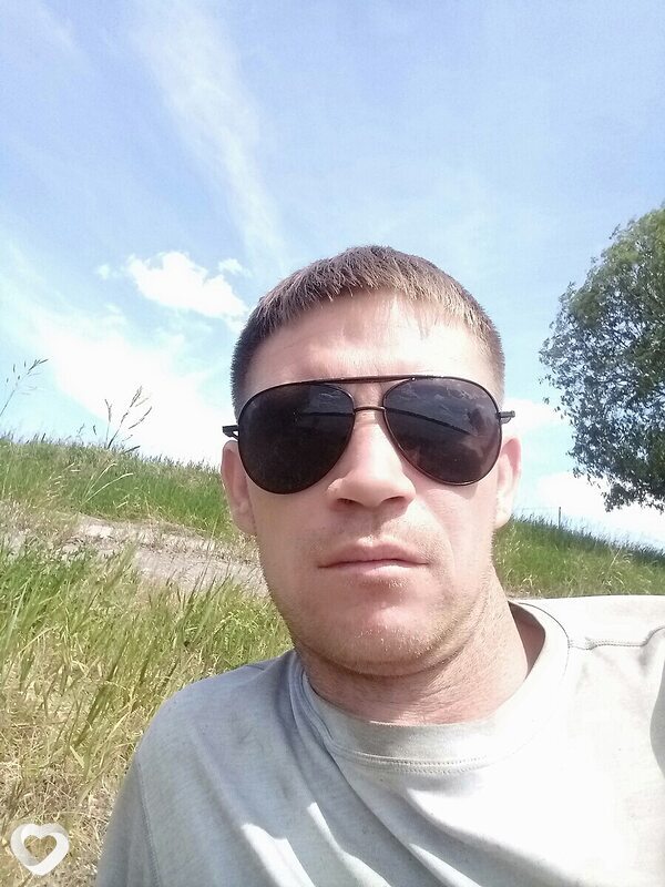 Иван, 21, Коврове — анкета №566293