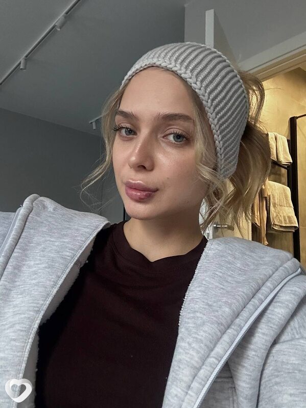 Алекса, 27, Тихвине — анкета №566809