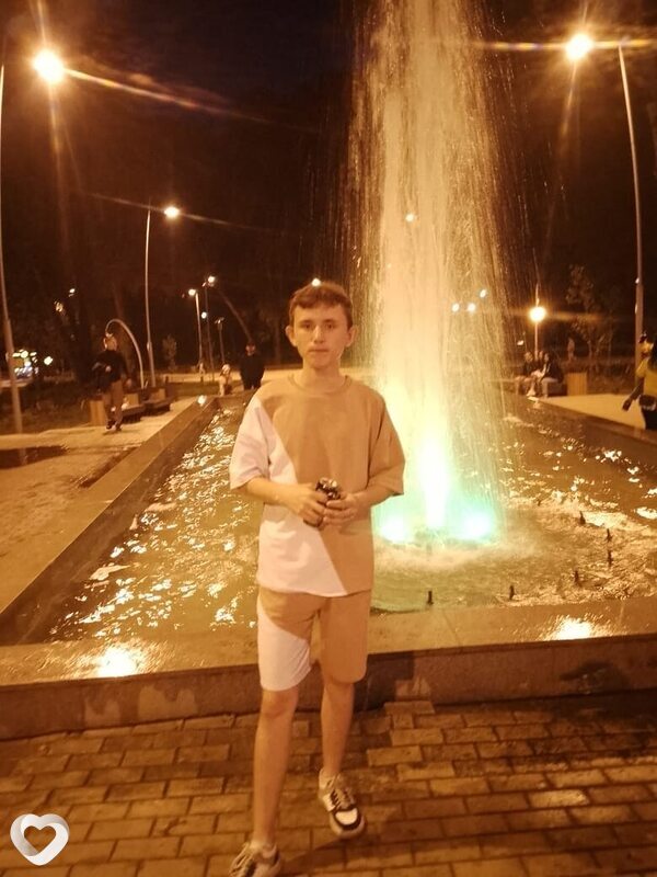 Антон, 23, Москве — анкета №567217