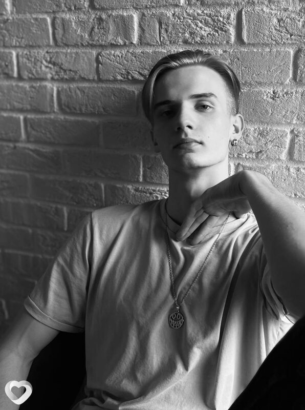 Данил, 21, Ростове-на-Дону — анкета №567837