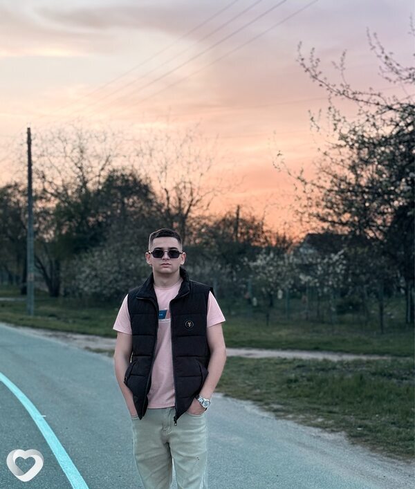 Лёня, 22, Бресте — анкета №568211