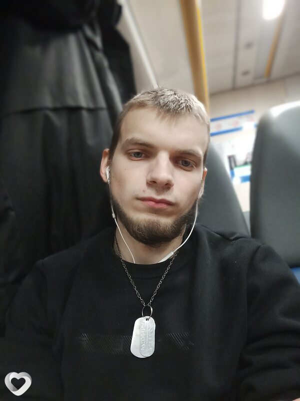 Максим, 24, Орёл — анкета №568585