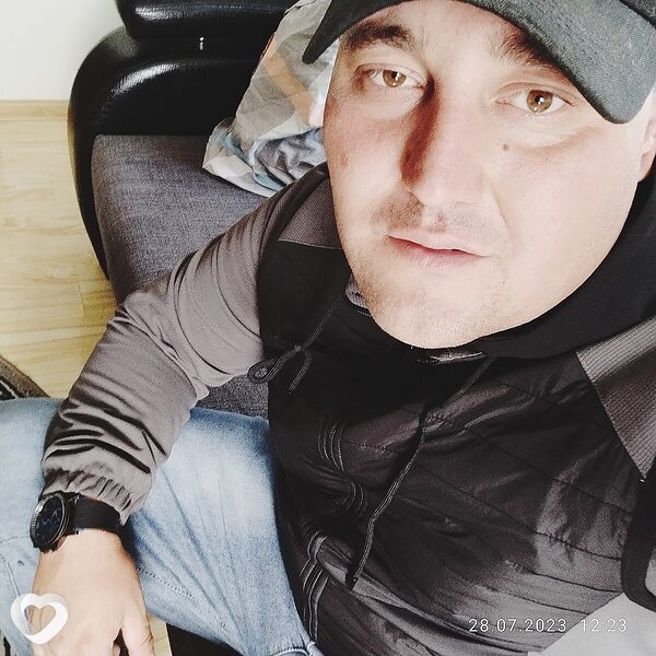 Артур, 27, Чите — анкета №569383