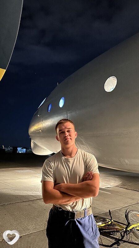 Константин, 26, Усолье-Сибирское — анкета №570204