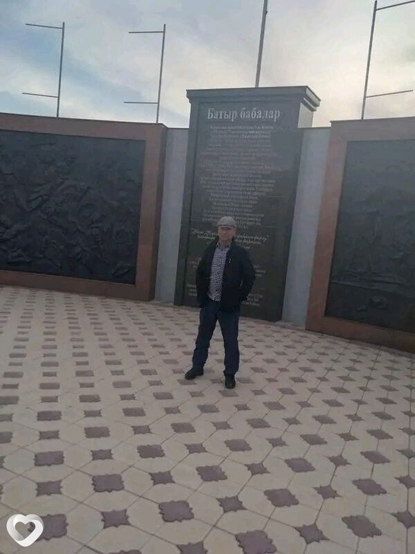 Жумабаек, Туркестан