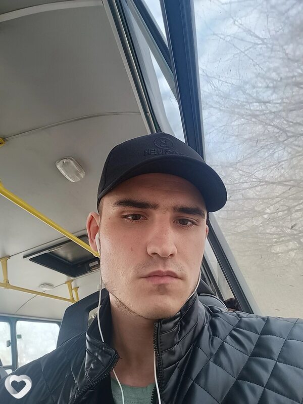 Александр, 27, Екатеринбурге — анкета №573625