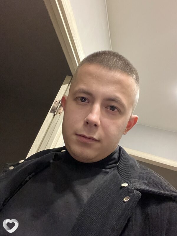 Макс, 26, Керчи — анкета №573991