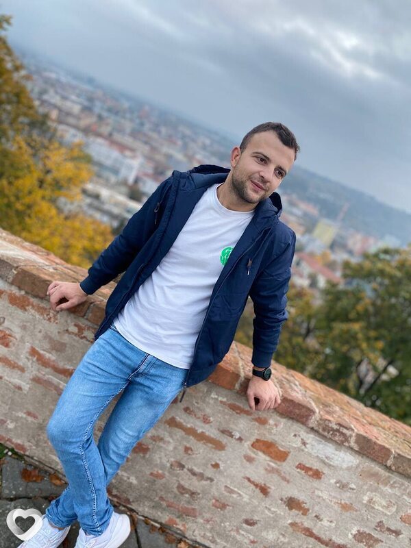 Denis, Брно