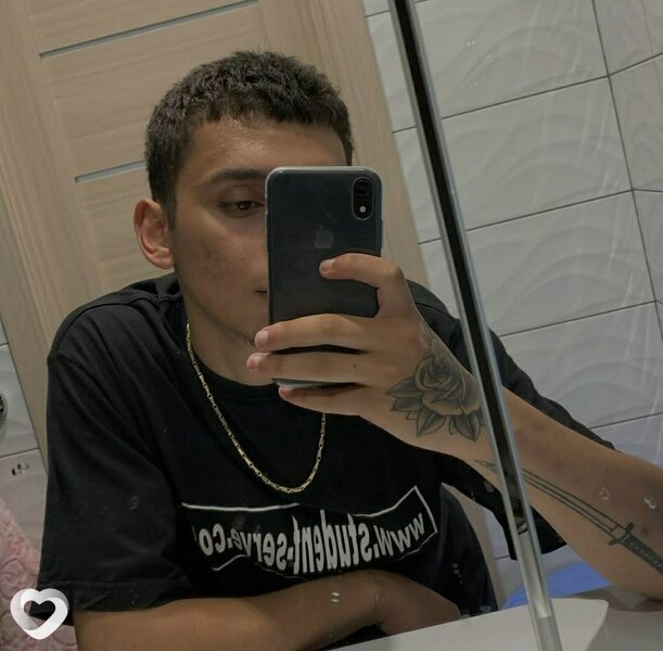 Артём, 22, Бресте — анкета №577348
