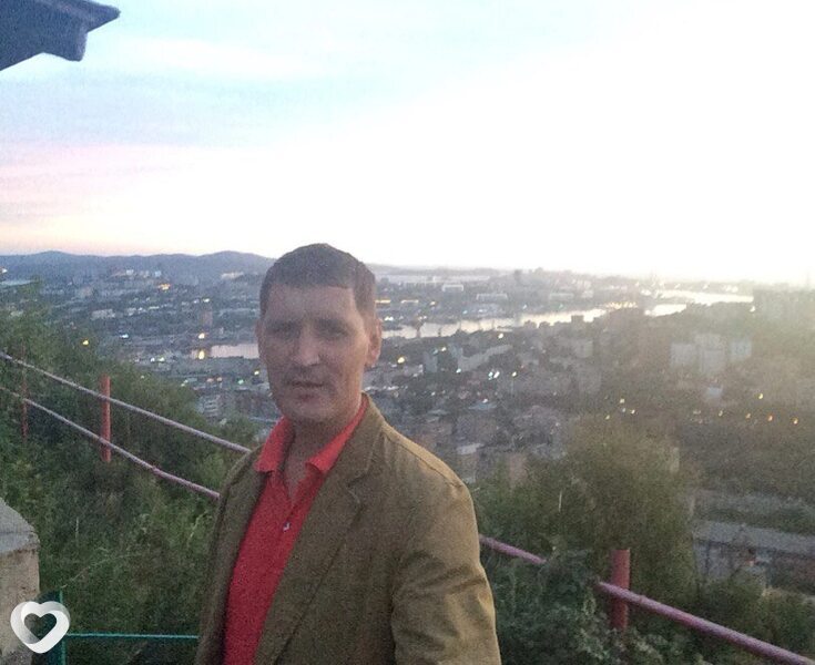 Ден, Париж
