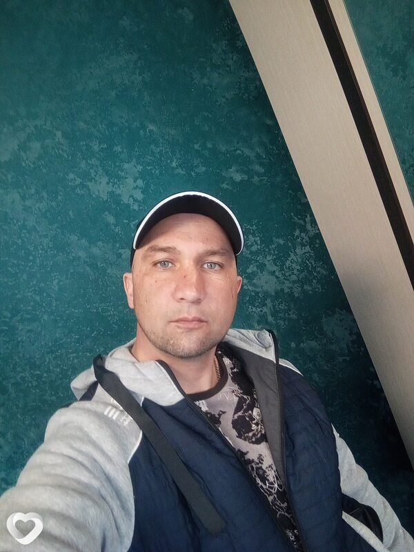 Максим, 40, Энгельсе — анкета №577525