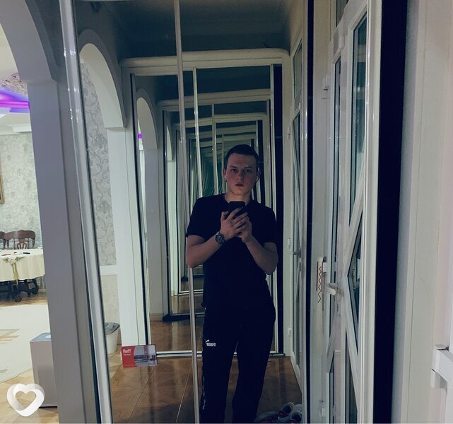 Эрнест, 26, Краснодаре — анкета №577901