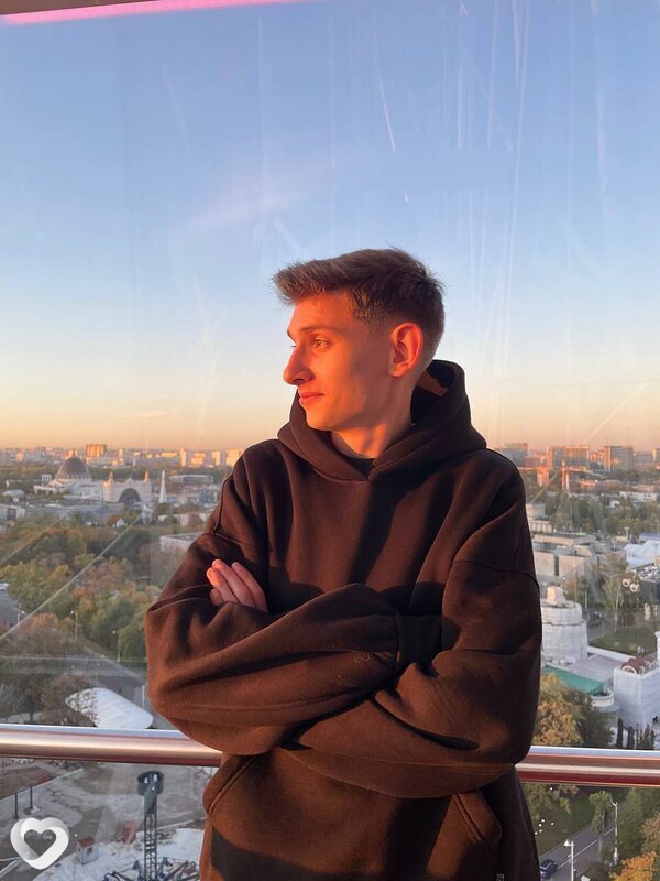 Илья, 21, Могилев — анкета №578129