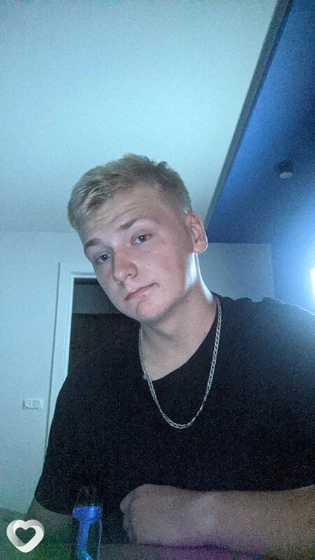 Михаил, 22, Кирове — анкета №579796