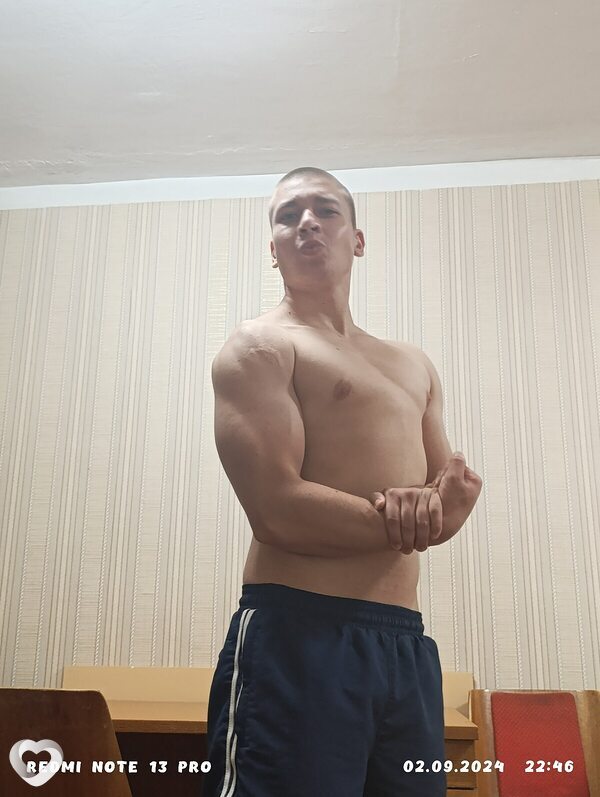 Павел, 21, Могилев — анкета №580108