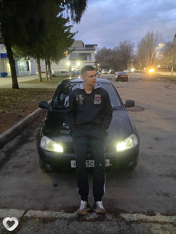 Вадик, 23, Нижнекамске — анкета №581858