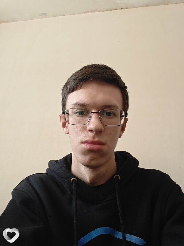 Данил, 21, Москве — анкета №582324