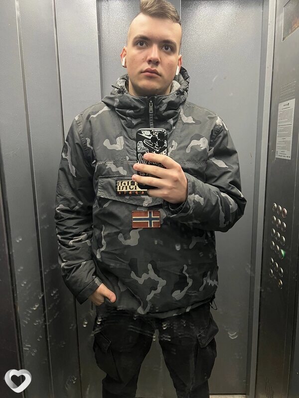Данила, 24, Москве — анкета №582257