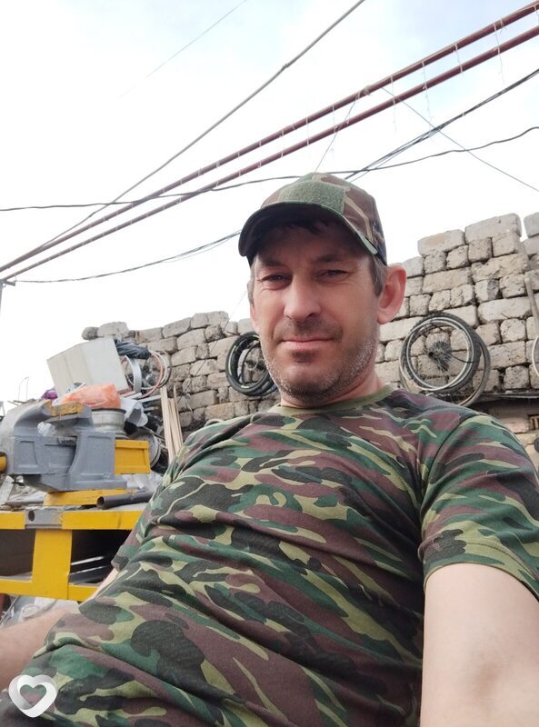 Юрий, 41, Шахтинске — анкета №583004