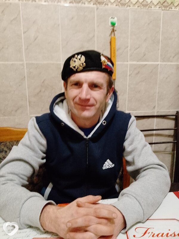 Павел, 40, Новотроицке — анкета №582586