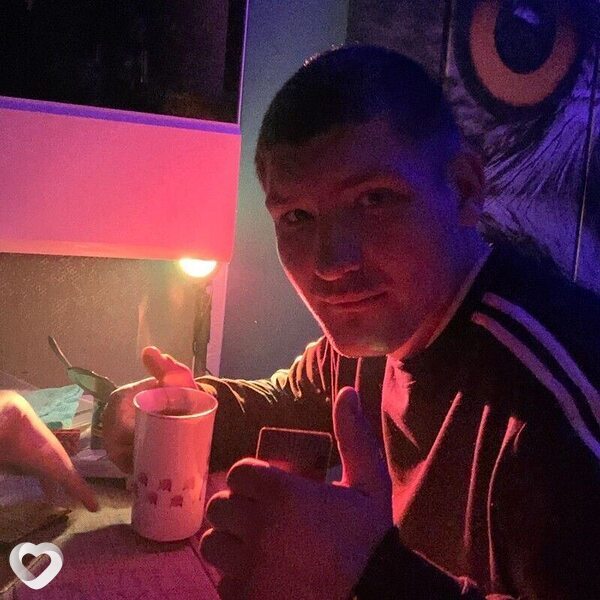 Дмитрий, 21, Ангарске — анкета №583584