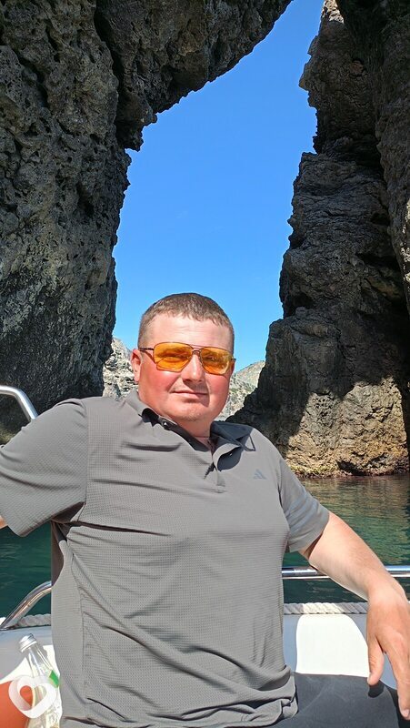 Артëм, 35, Алуште — анкета №584524