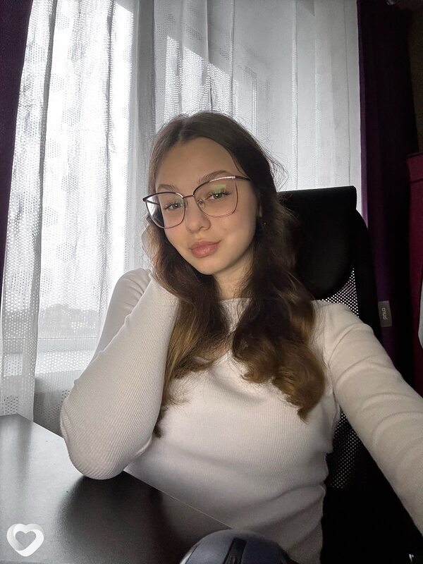 Виктория, 22, Белгороде — анкета №584650