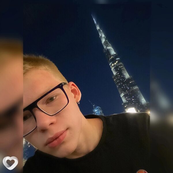 Ростислав, 27, Москве — анкета №585317