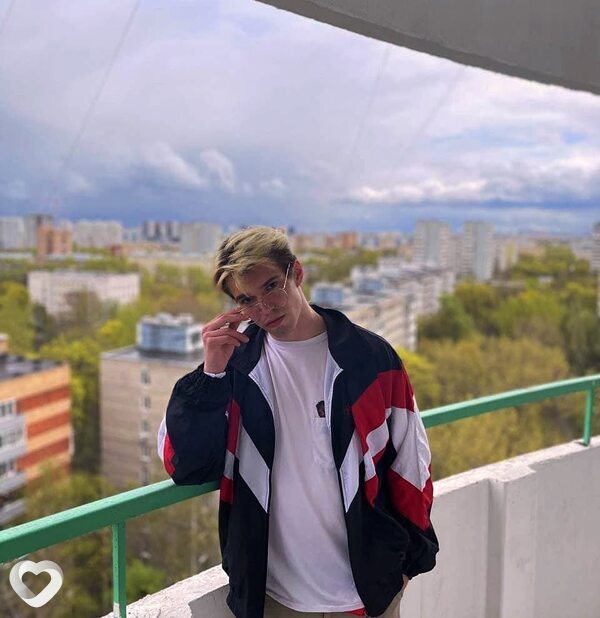 Даня, 25, Москве — анкета №585323