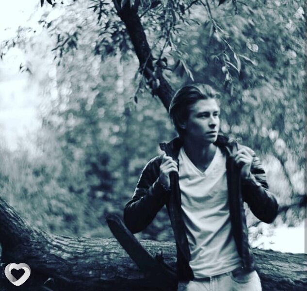 Кирилл, 25, Москве — анкета №586451