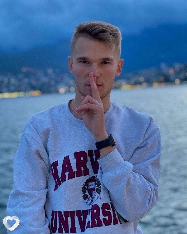 Денис, 24, Санкт-Петербурге — анкета №587305