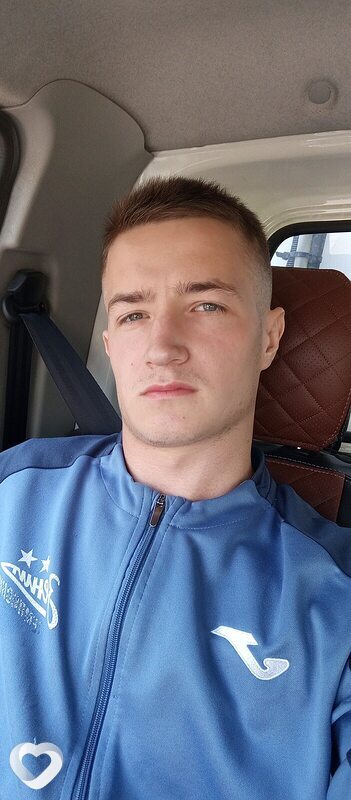 Даня, 27, Санкт-Петербурге — анкета №587630