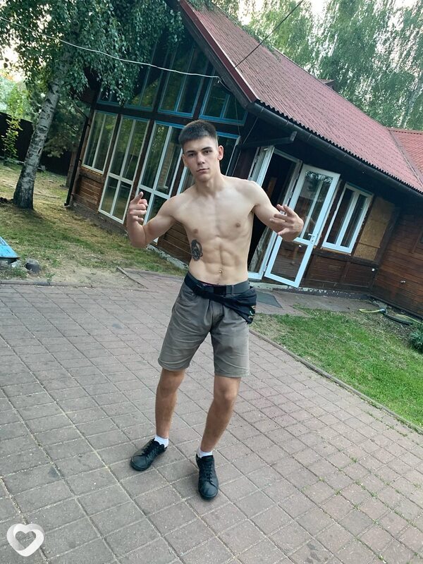 Владислав, 22, Орехово-Зуеве — анкета №588273