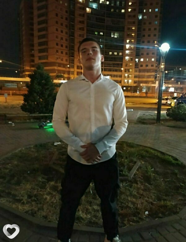 Кирилл, 22, Москве — анкета №588365
