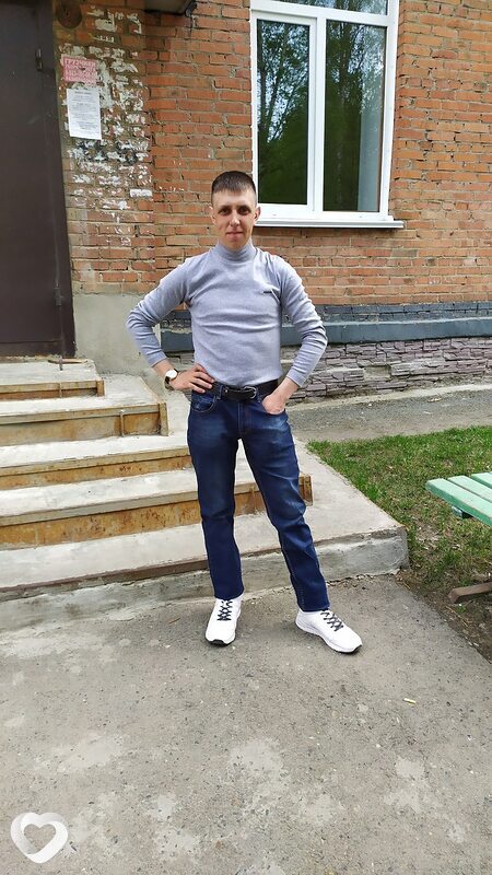 Антон, 25, Юрге — анкета №589263