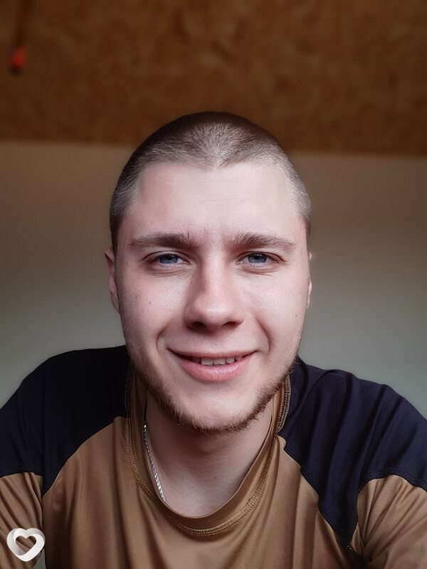 Артём, 27, Степногорске — анкета №589417