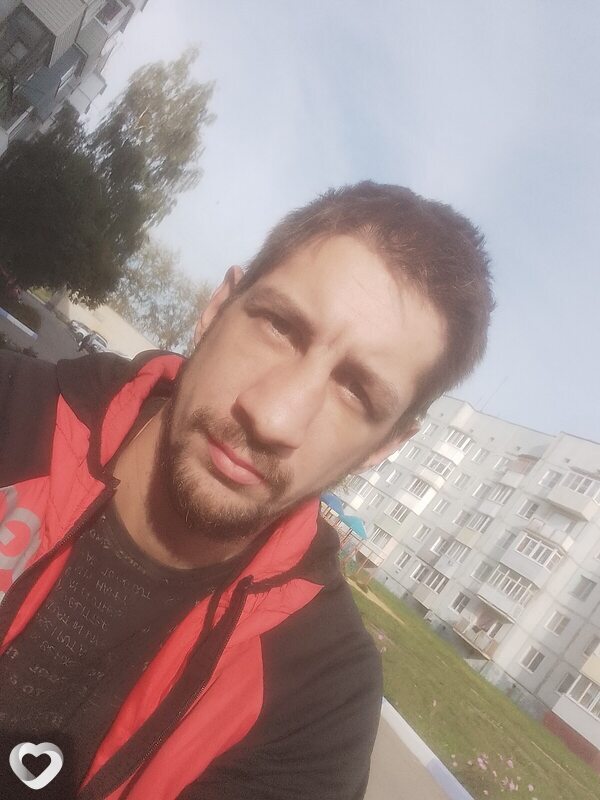 Максим Олегович, 39, Новомосковске — анкета №589704