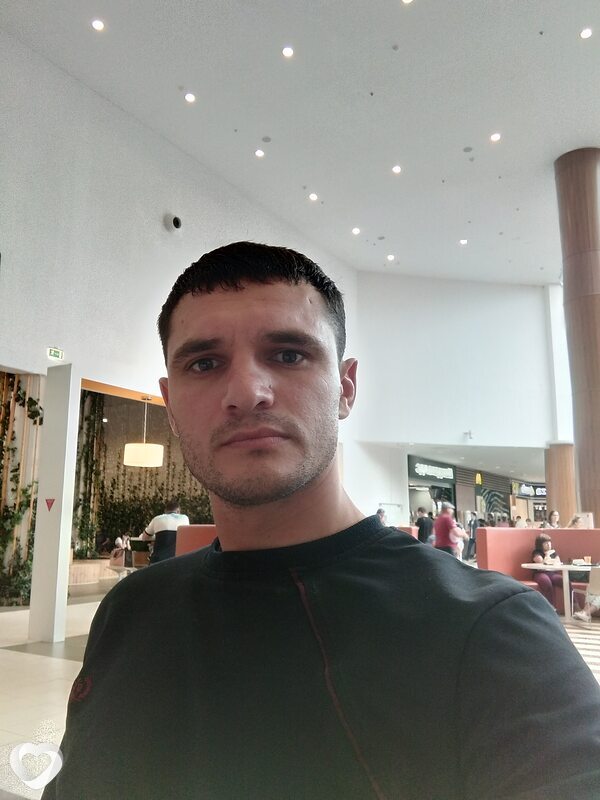 Руслан, 34, Новоаннинском — анкета №589805