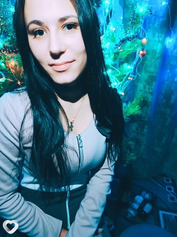 Карина, 27, Донецке — анкета №591123