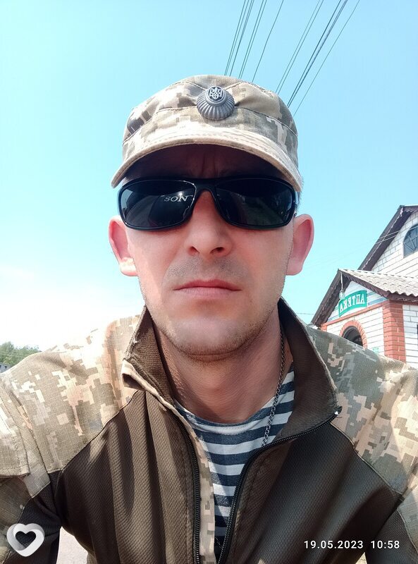 Александр, 41, Изюме — анкета №591396