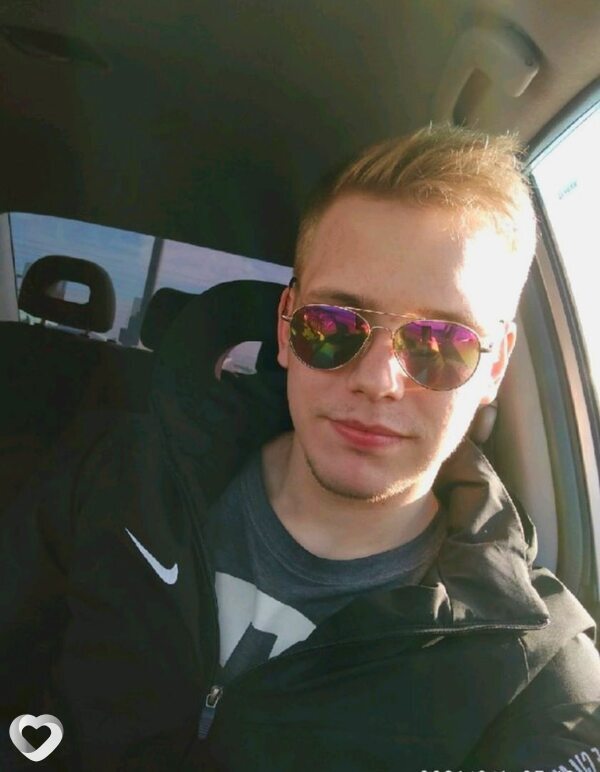 Виталик, 28, Москве — анкета №592102