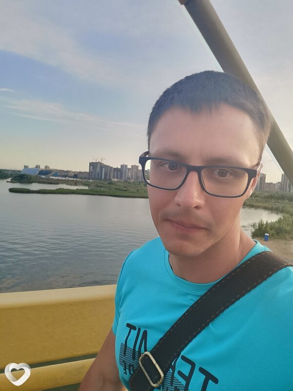 Артём, 35, Саратове — анкета №592544