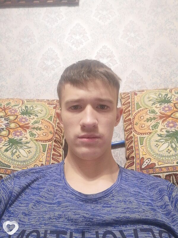 Леонид, 22, Свободном — анкета №595398